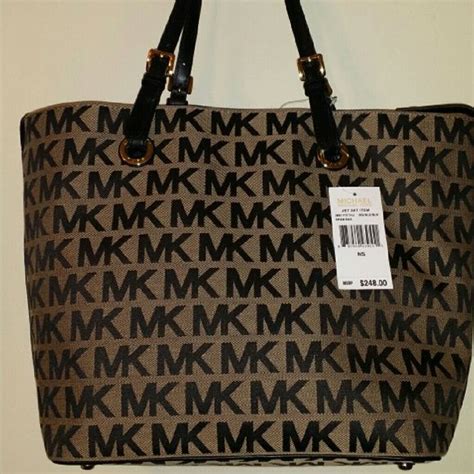 michael kors signature grab bag ice slat gun|Amazon.com: Michael Kors Signature Handbags.